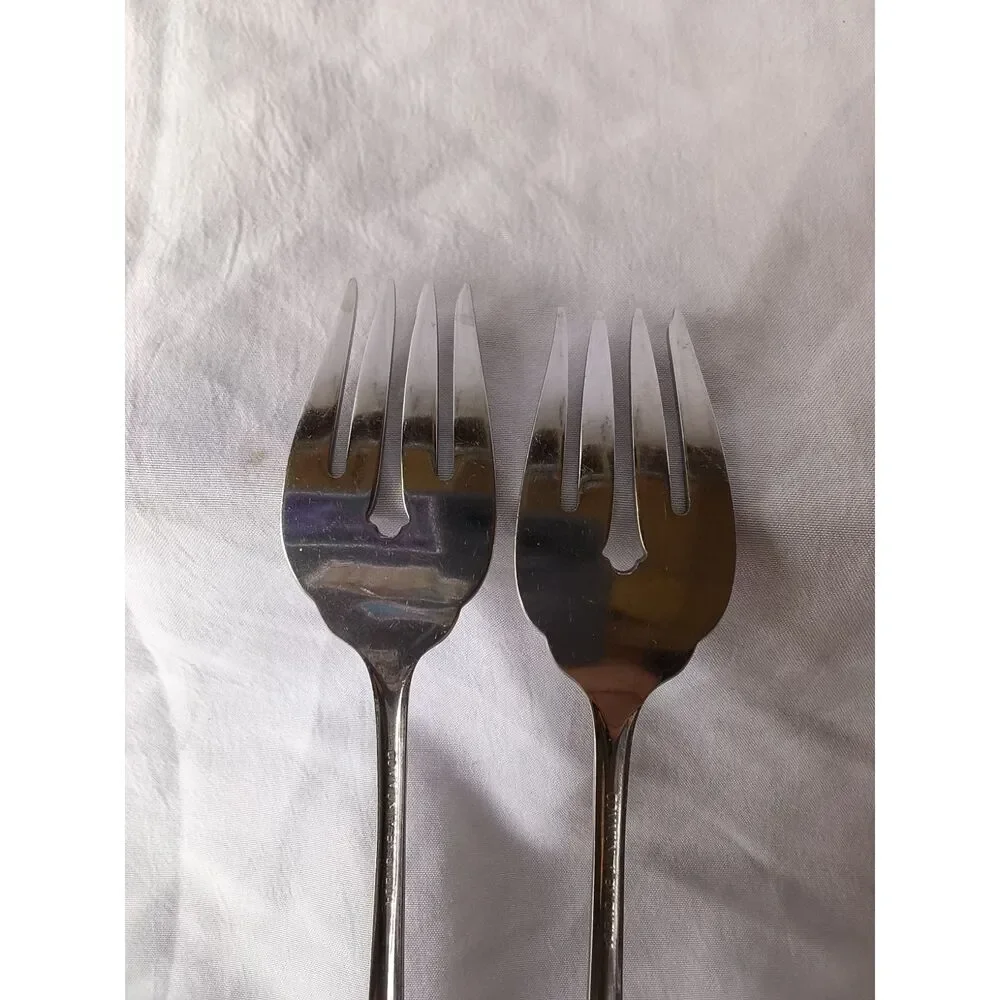 Oneida Community Set of 2 Salad Forks